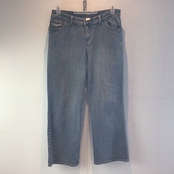 Venezia Denim - Venezia Stretch Bootcut jeans. Size 1P blue dot = size 14 P